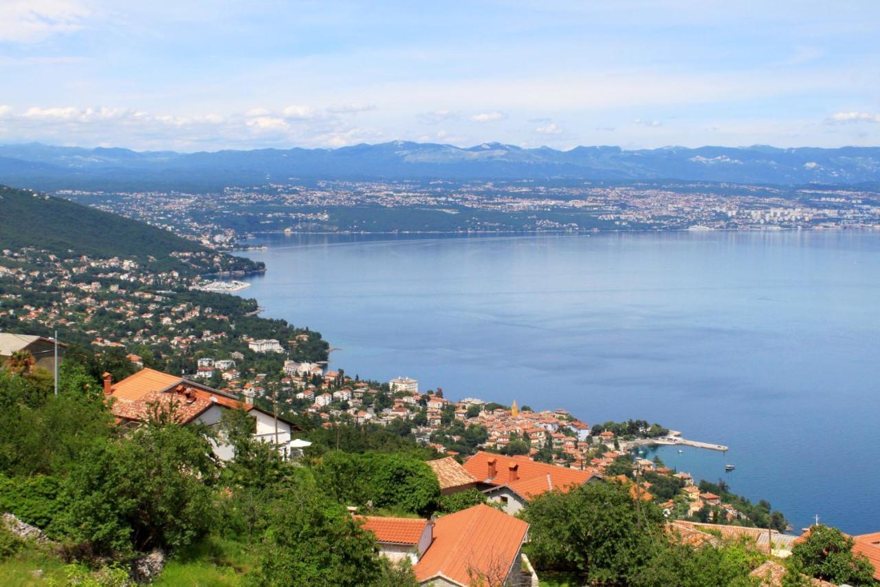 Apartments With A Parking Space Lovran, Opatija - 7713 Exteriör bild