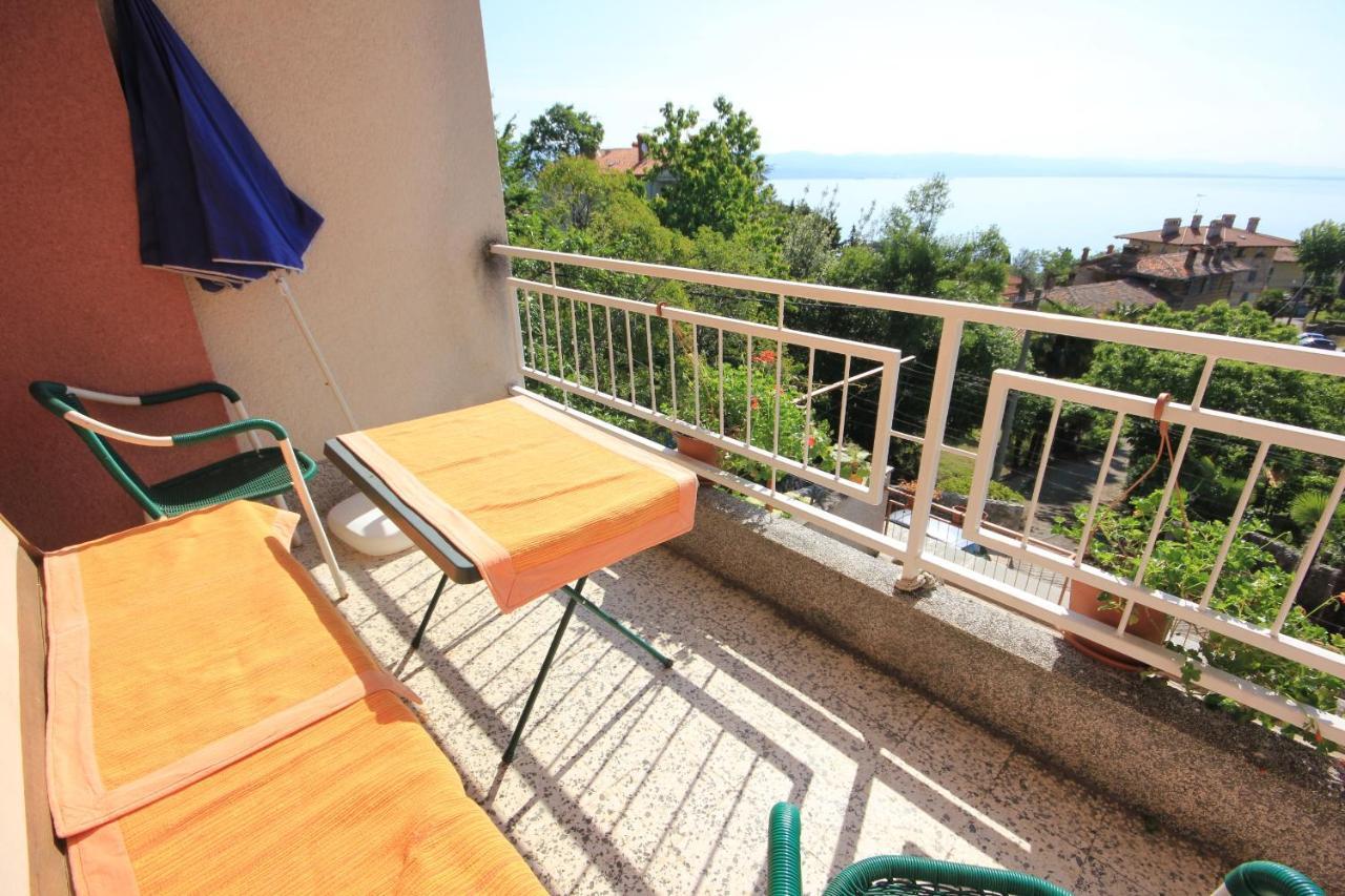 Apartments With A Parking Space Lovran, Opatija - 7713 Exteriör bild